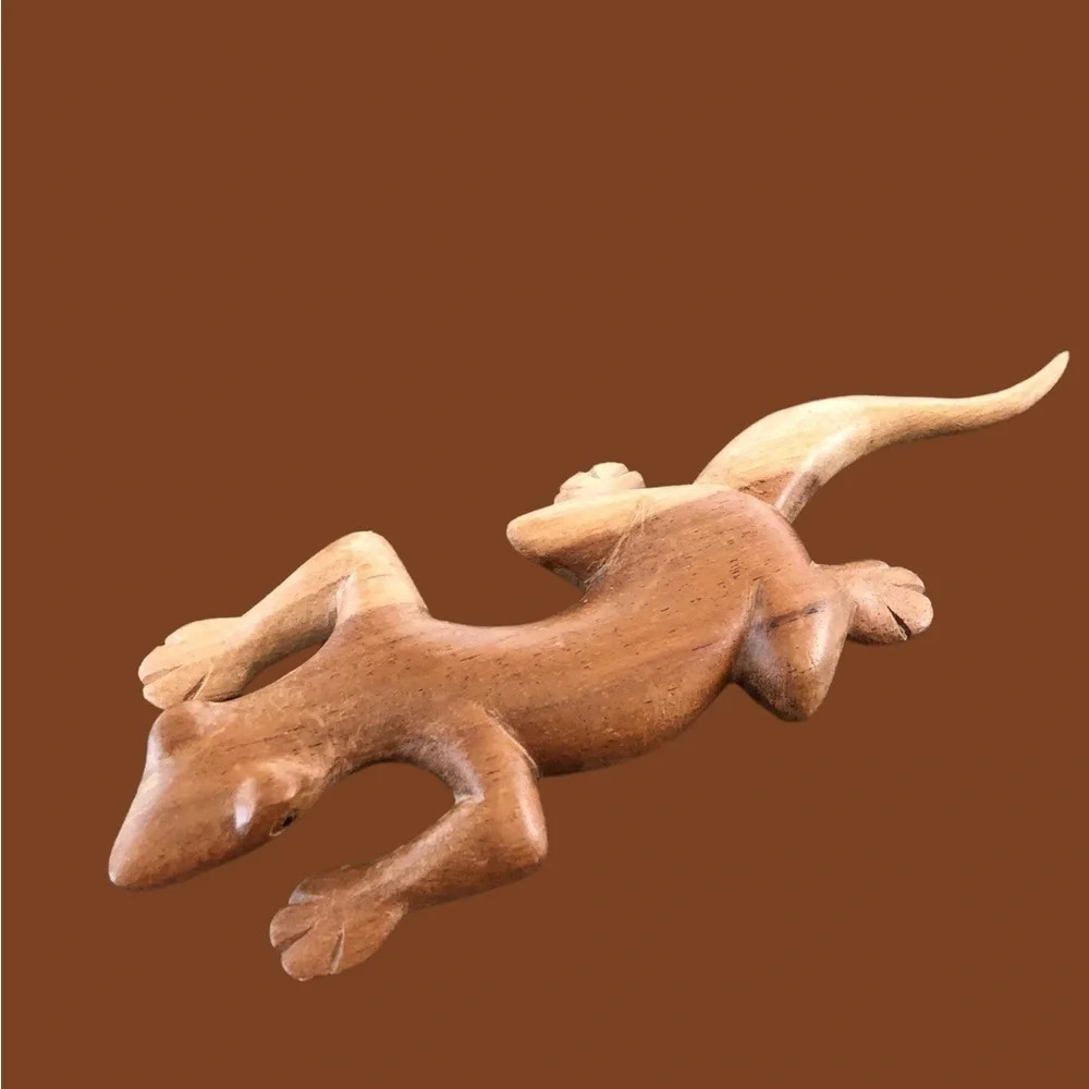 Vtg Smooth Solid Wood Figural Lizard‎ Reptile Gecko Home Decor Collectible 3-D
